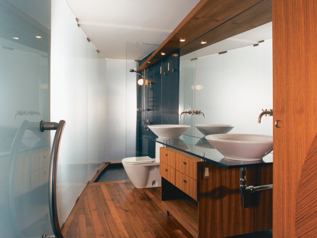 Contemporary Bath